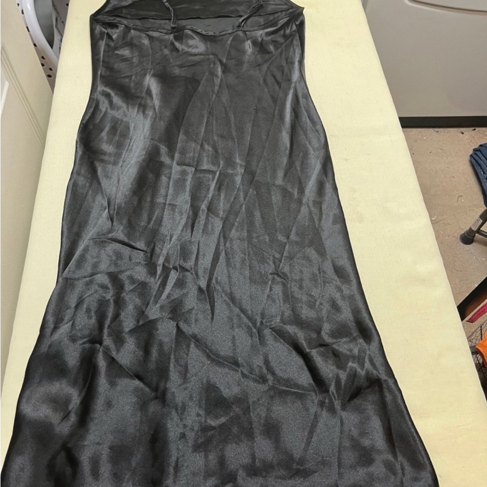 Bebe M black satin midi slip dress - Picture 4 of 9